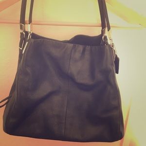Coach luxurious black leather shoulder bag purse